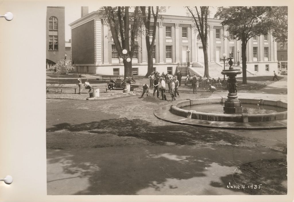 Miniature of Burlington City Hall Park