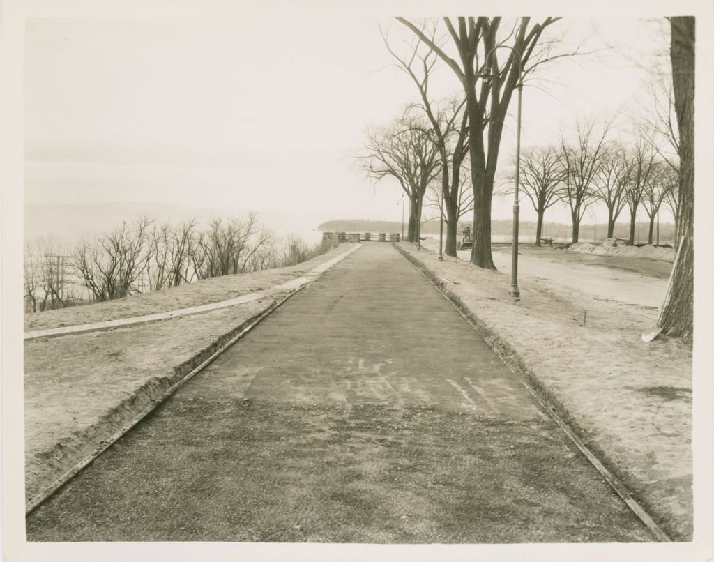 Miniature of Burlington Streets: Battery Street Park