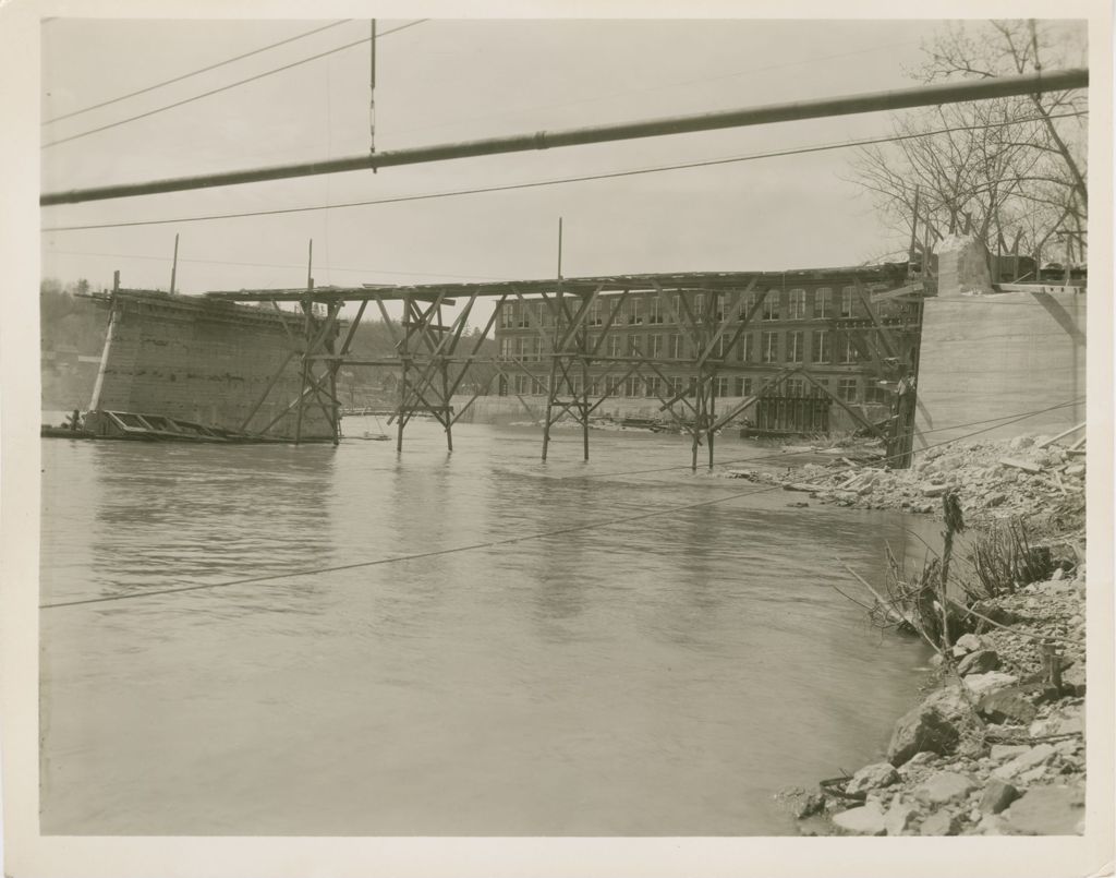 Miniature of Winooski Bridge Construction