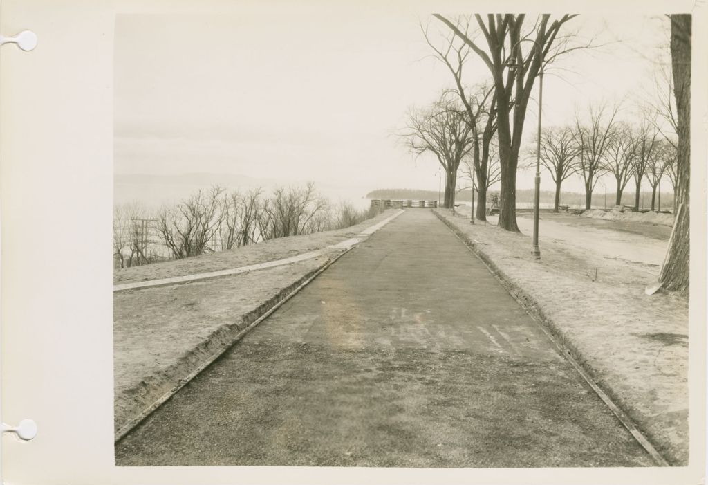 Miniature of Burlington Streets: Battery Street Park