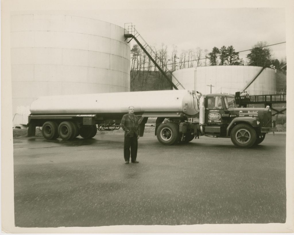 Miniature of Oil Storage Tanks