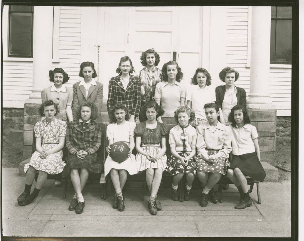 Miniature of Bristol School -Basketball