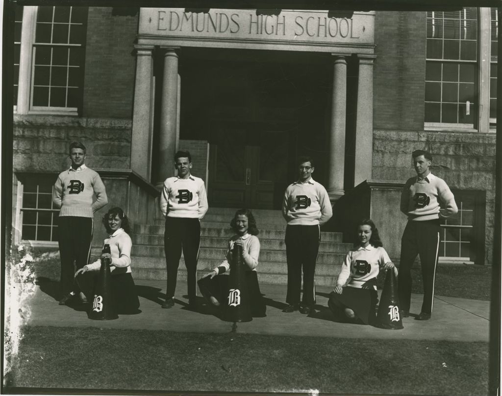 Miniature of Burlington High School - Cheerleaders