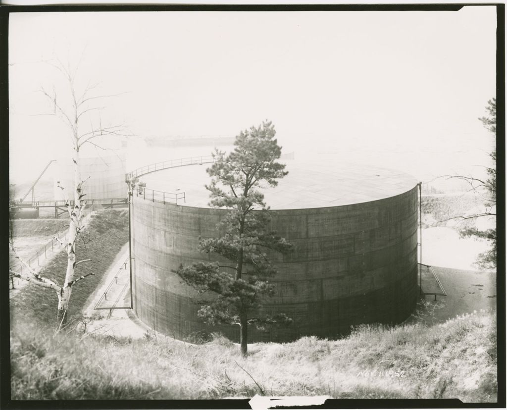 Miniature of Oil Tank Construction - Texaco