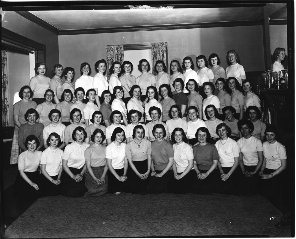 Miniature of UVM Sororities - Alpha Chi Omega