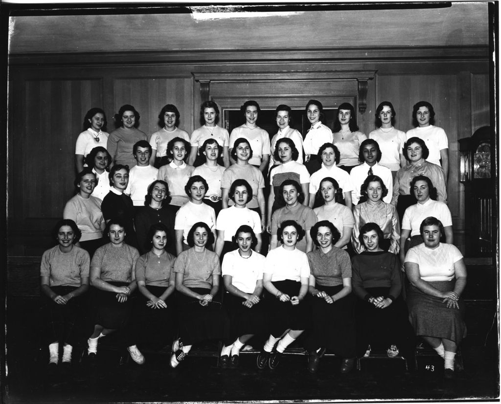 Miniature of UVM Sororities - Delta Phi Epsilon