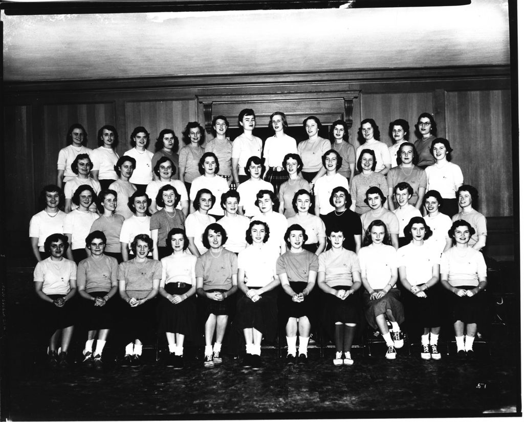Miniature of UVM Sororities - Gamma Phi Beta