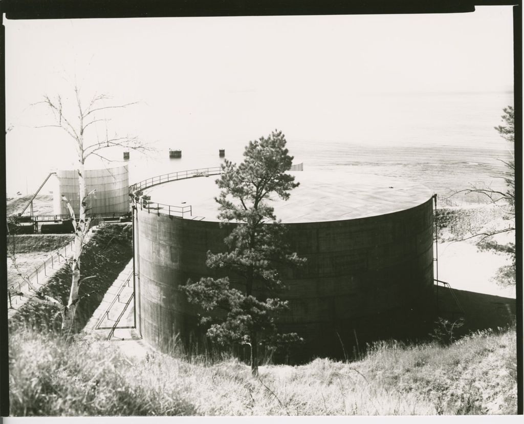 Miniature of Oil Tank Construction - Texaco