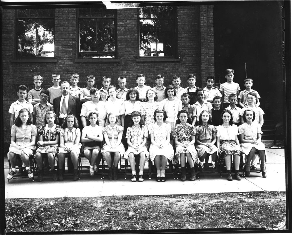 Miniature of School Groups - Unidentified