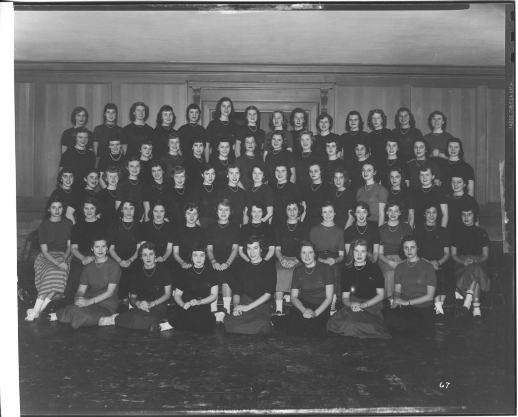 Miniature of UVM Sororities - Delta Delta Delta