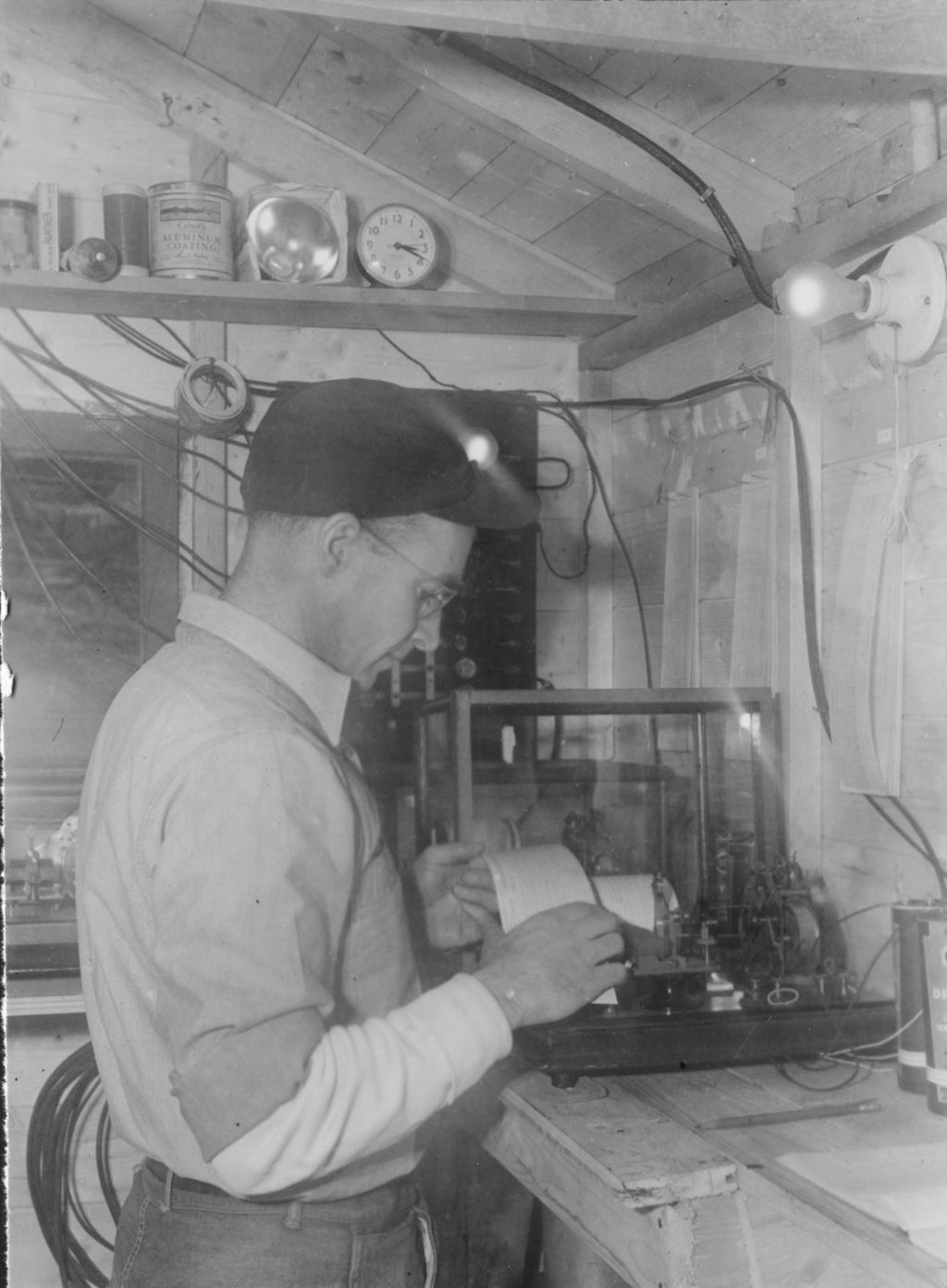 Miniature of Worker checking humidity of sugar bush