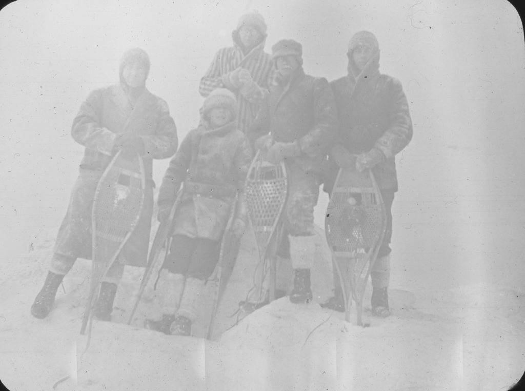 Miniature of Paulsen, Paris, Bliss, Woodruff, and Arms at the top of Couching Lion (Camel's Hump)