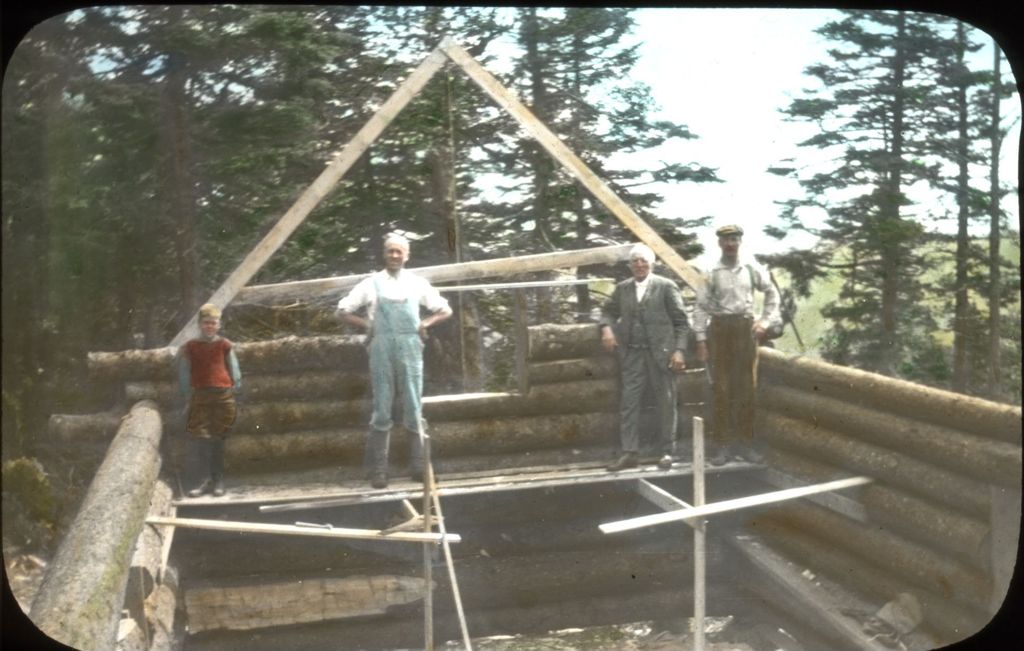 Miniature of Burtis, Cowles, Mr. Badgley (?) and Chris at Taft Lodge