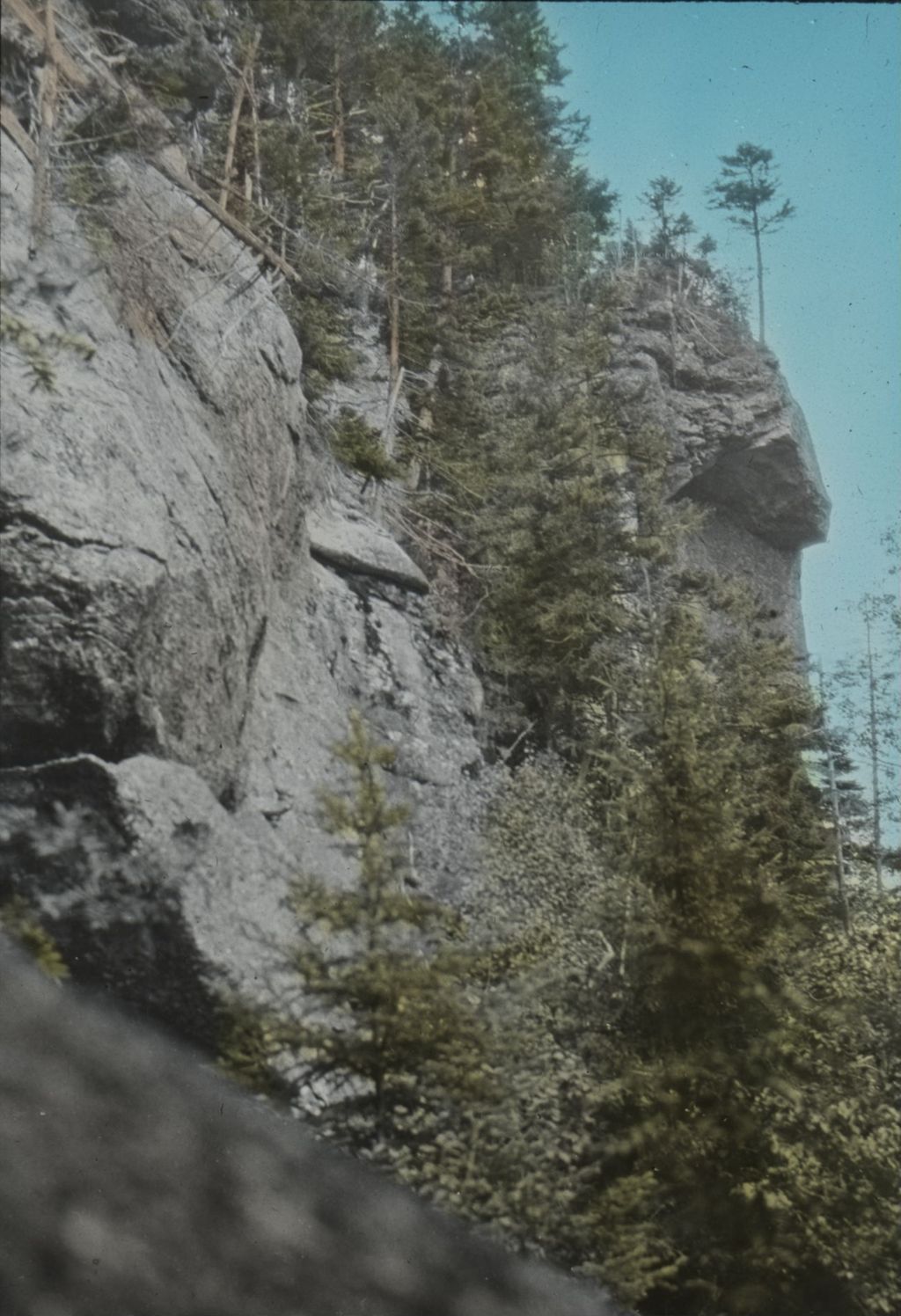 Miniature of Cliffs on the Underhill Trail to Mount Mansfield