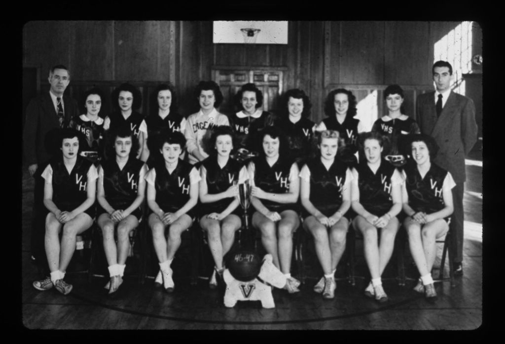 Miniature of School Team girl's basketball