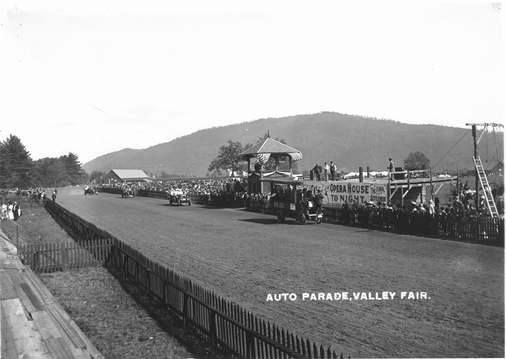 Miniature of Auto Parade, Valley Fair